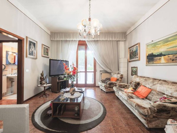 appartamento in vendita a Cervia in zona Milano Marittima