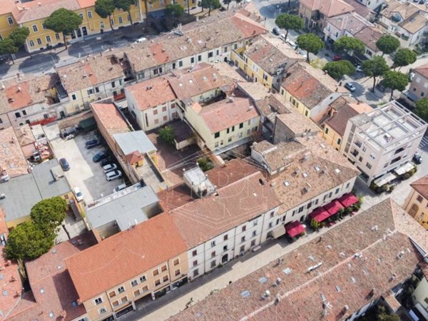 casa indipendente in vendita a Cervia