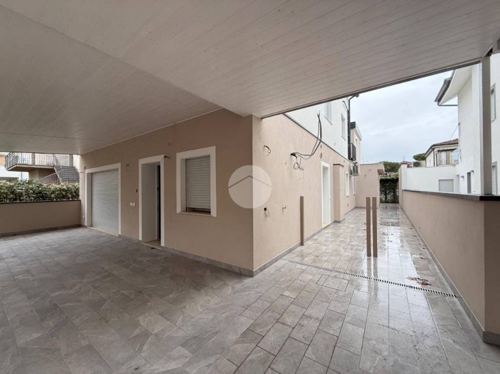 appartamento in vendita a Cervia in zona Pinarella