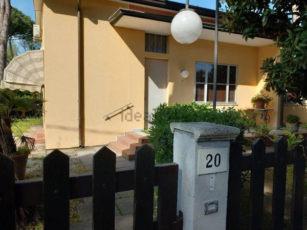 casa indipendente in vendita a Cervia in zona Milano Marittima