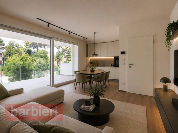 appartamento in vendita a Cervia in zona Milano Marittima
