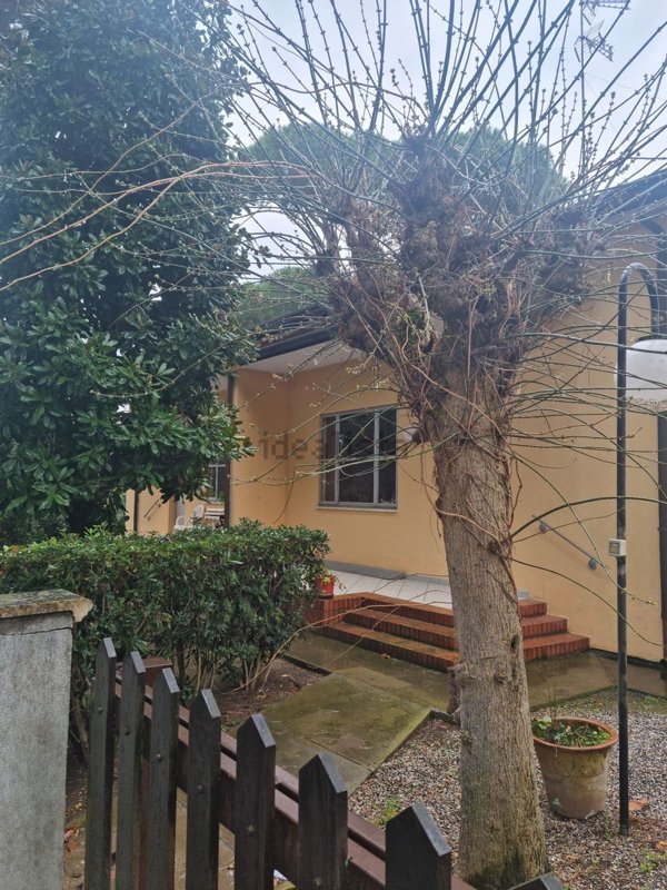 casa indipendente in vendita a Cervia in zona Milano Marittima