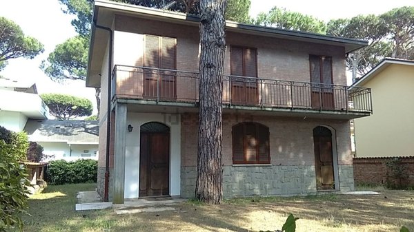 casa indipendente in vendita a Cervia in zona Milano Marittima