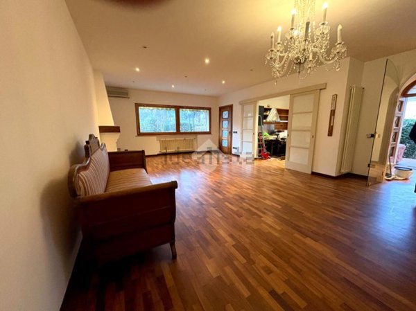 casa indipendente in vendita a Cervia in zona Milano Marittima