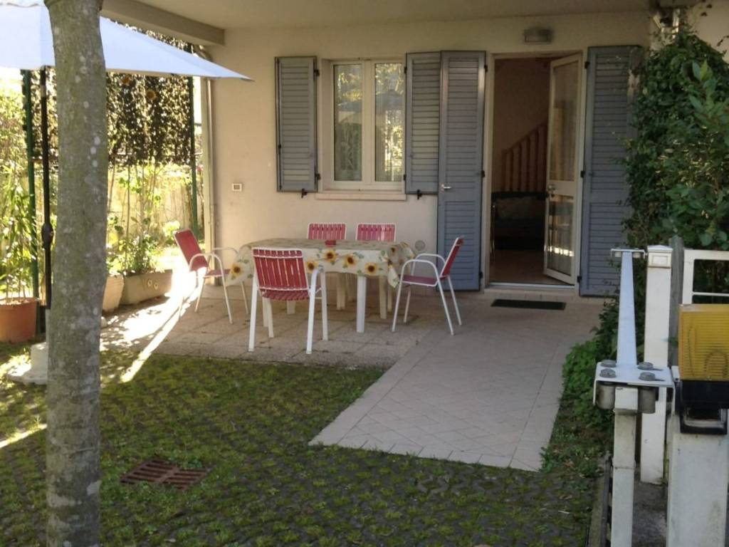 casa indipendente in vendita a Cervia