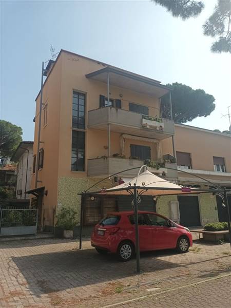 appartamento in vendita a Cervia in zona Milano Marittima