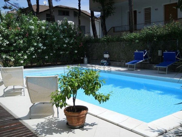 appartamento in vendita a Cervia in zona Milano Marittima