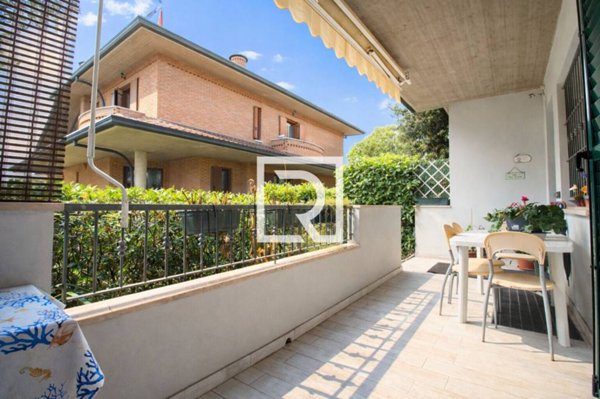 casa indipendente in vendita a Cervia in zona Pinarella