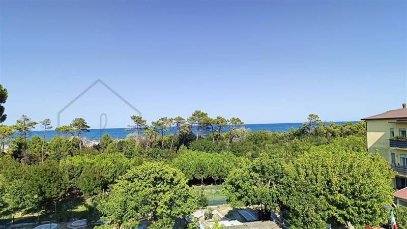 appartamento in vendita a Cervia in zona Pinarella