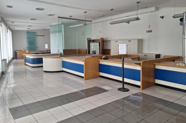 ufficio in vendita a Cervia in zona Milano Marittima