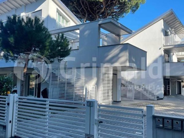 appartamento in vendita a Cervia in zona Milano Marittima