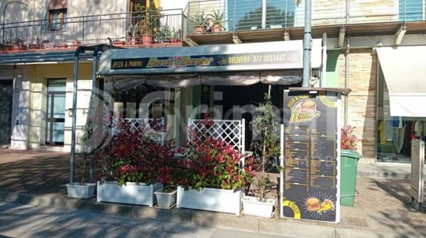 negozio in vendita a Cervia in zona Milano Marittima