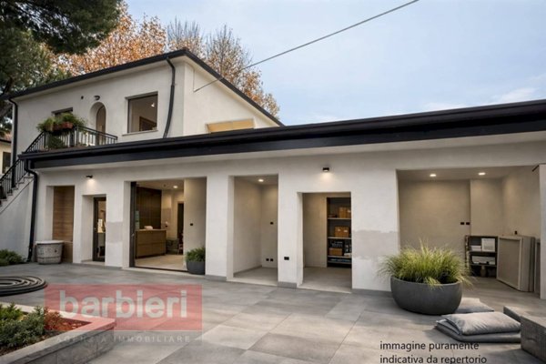 appartamento in vendita a Cervia in zona Pinarella