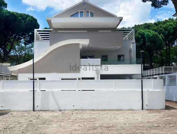 appartamento in vendita a Cervia in zona Milano Marittima