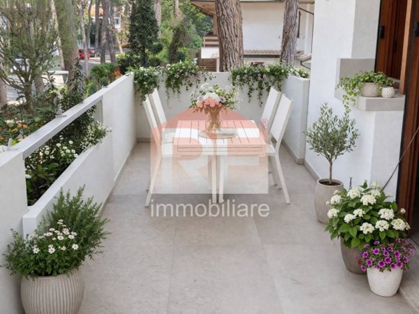 appartamento in vendita a Cervia in zona Milano Marittima