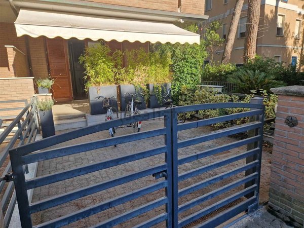 appartamento in vendita a Cervia in zona Milano Marittima