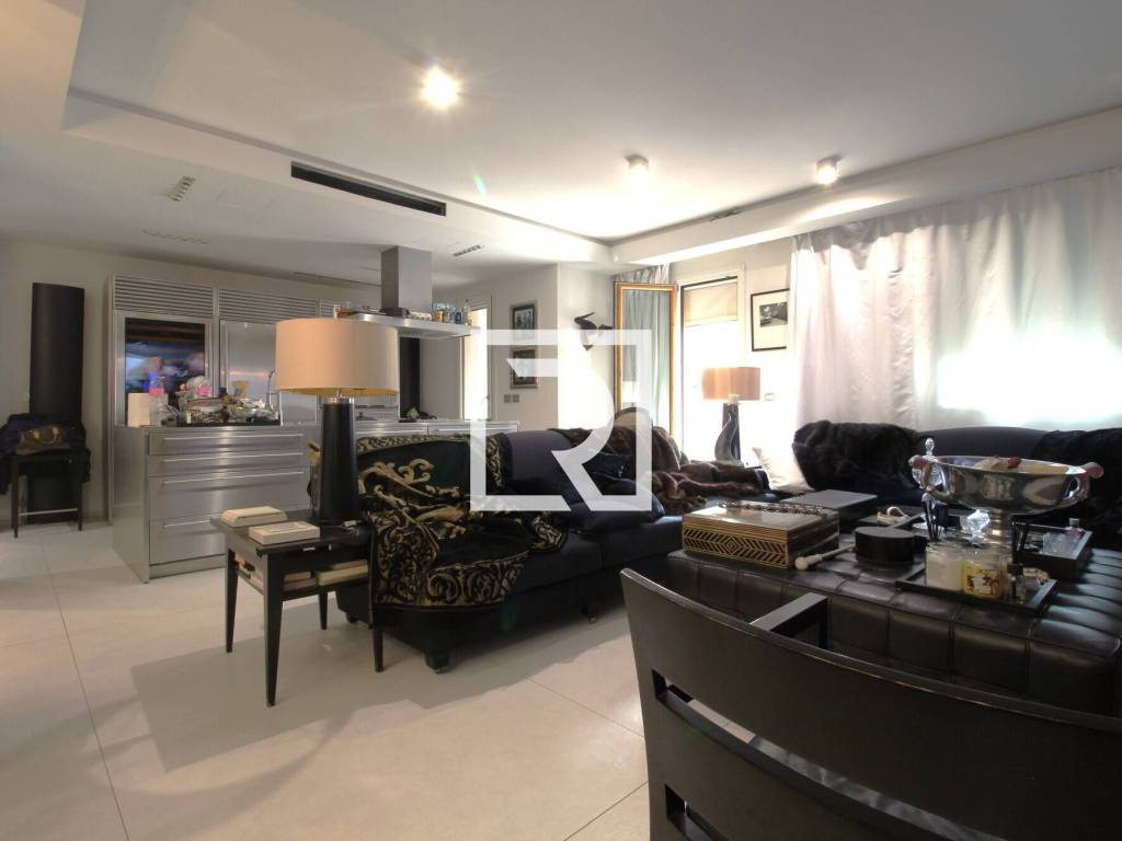 appartamento in vendita a Cervia in zona Pinarella