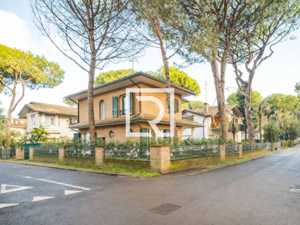 casa indipendente in vendita a Cervia in zona Milano Marittima