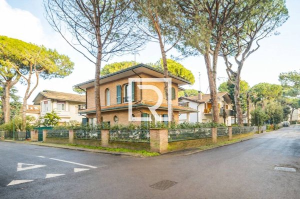 casa indipendente in vendita a Cervia in zona Milano Marittima