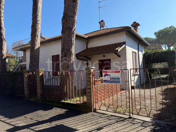 casa indipendente in vendita a Cervia