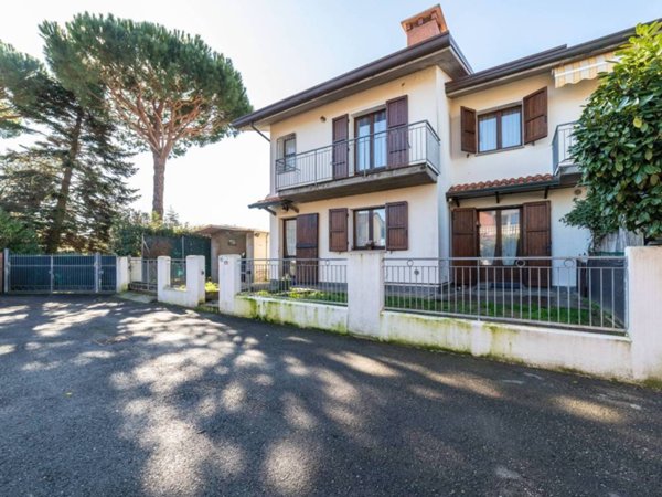 casa indipendente in vendita a Cervia