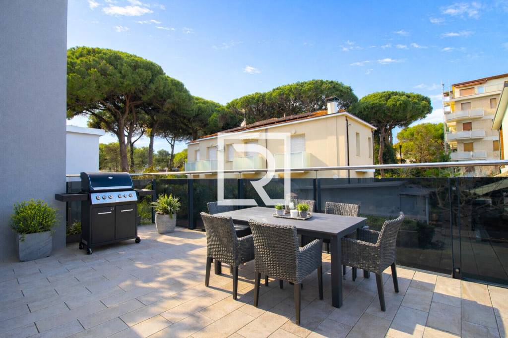 appartamento in vendita a Cervia in zona Milano Marittima
