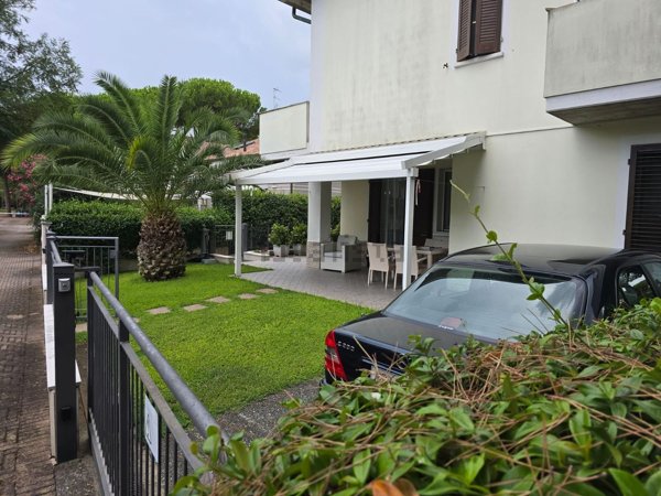 appartamento in vendita a Cervia in zona Milano Marittima