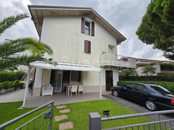 appartamento in vendita a Cervia in zona Milano Marittima
