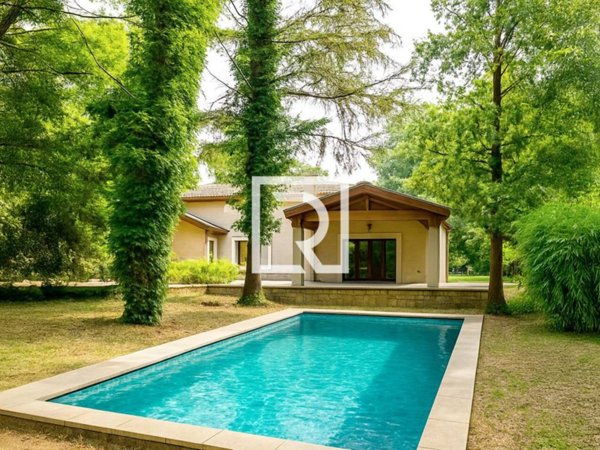 casa indipendente in vendita a Cervia