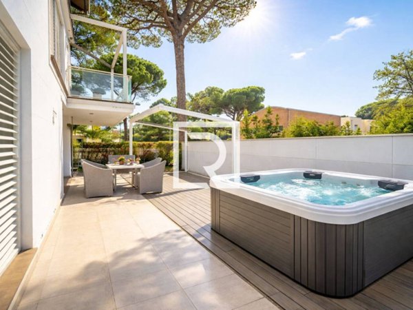 casa indipendente in vendita a Cervia in zona Villa Inferno