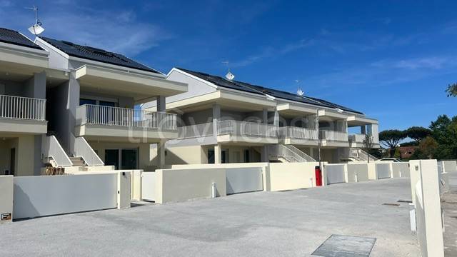 appartamento in vendita a Cervia in zona Pinarella