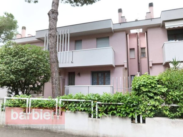 casa indipendente in vendita a Cervia in zona Terme