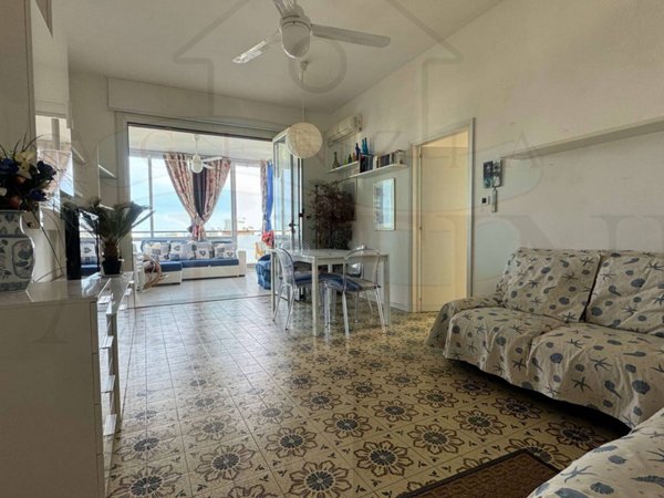 appartamento in vendita a Cervia in zona Pinarella