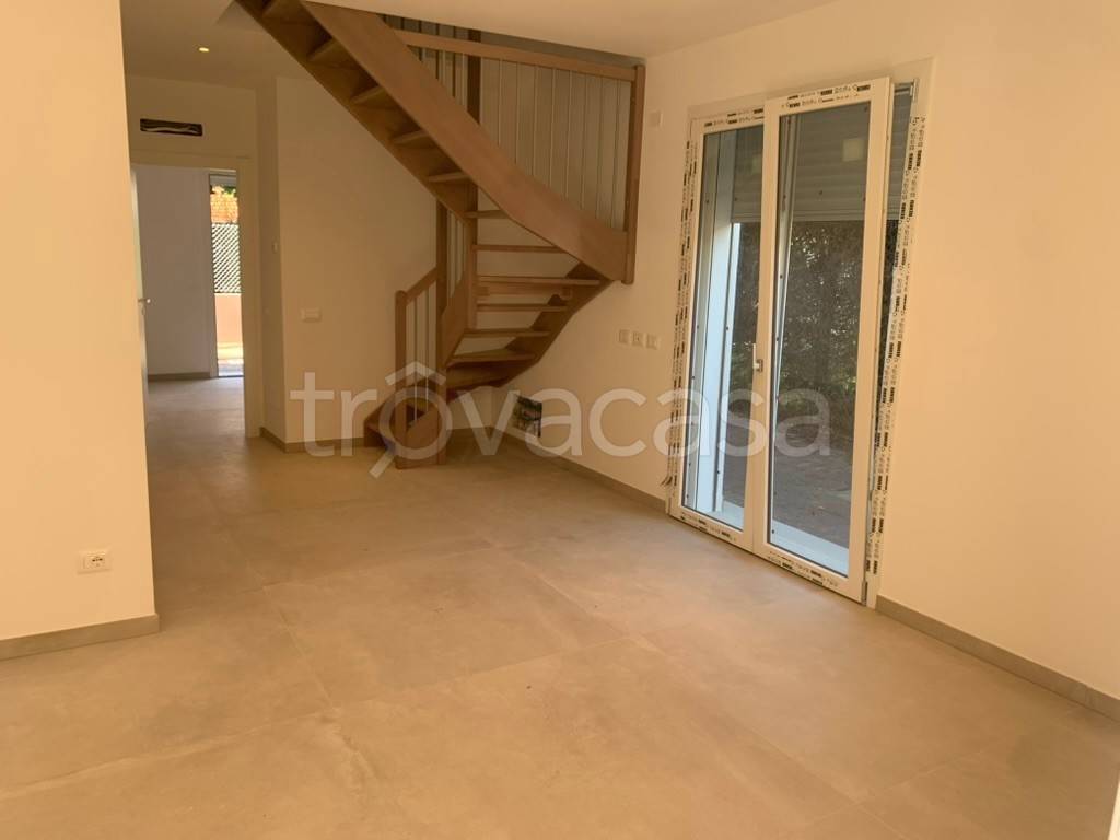 appartamento in vendita a Cervia in zona Pinarella