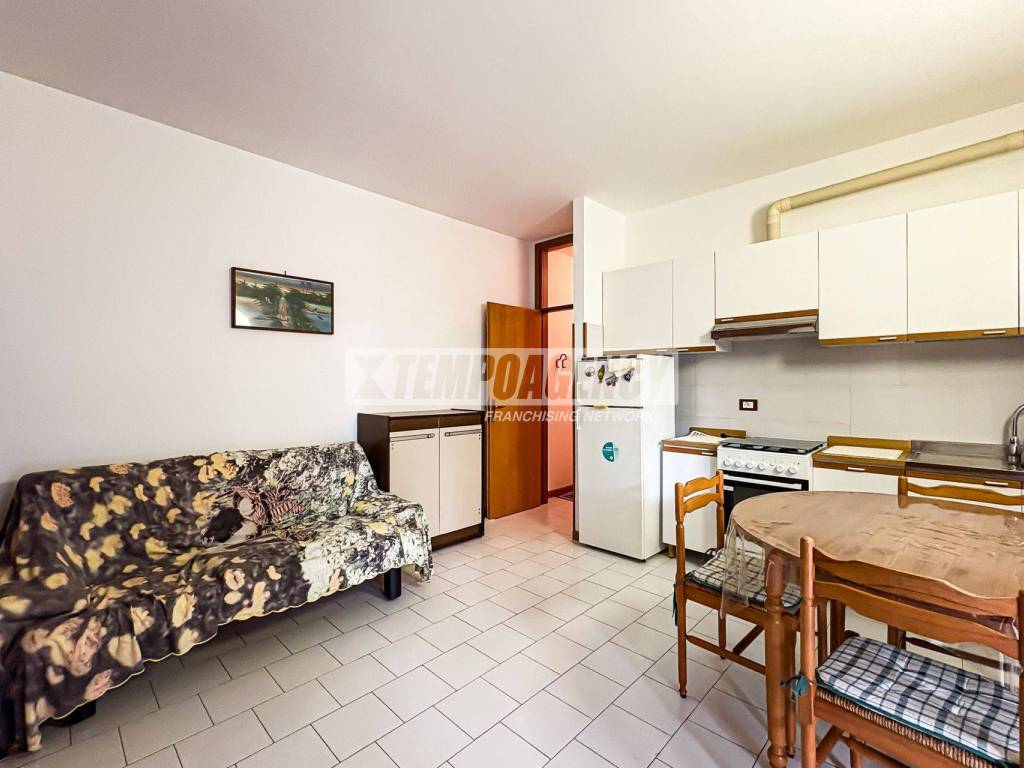 appartamento in vendita a Cervia in zona Pinarella