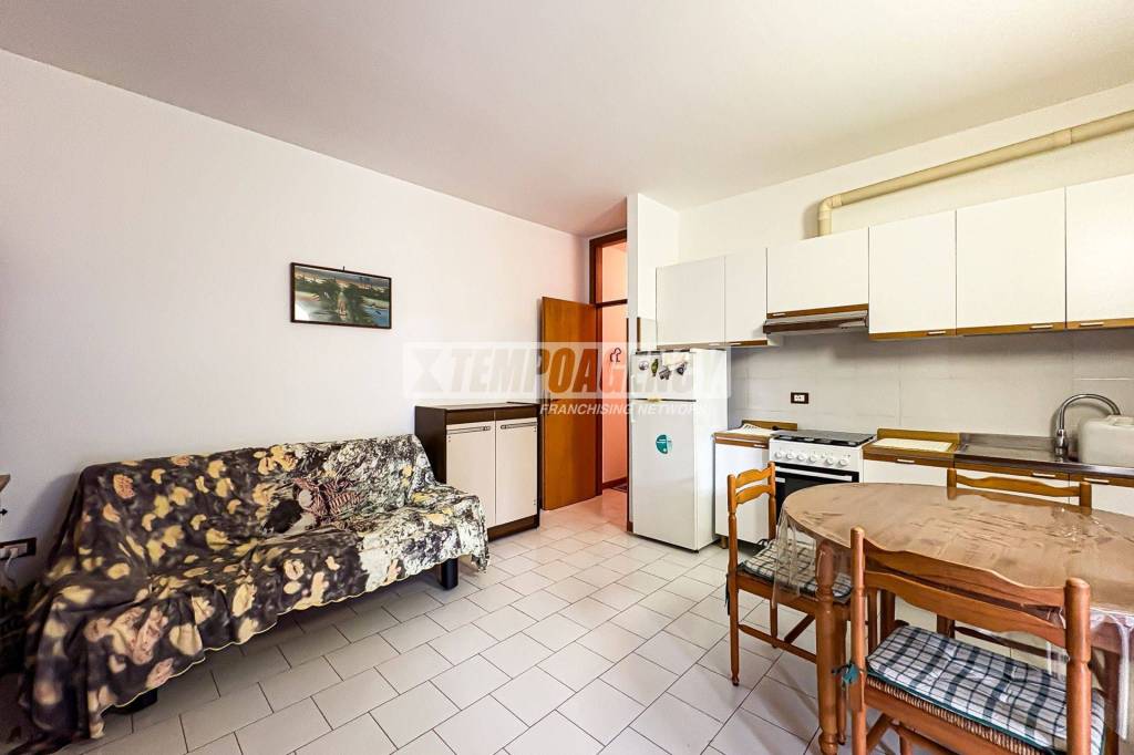 appartamento in vendita a Cervia in zona Pinarella