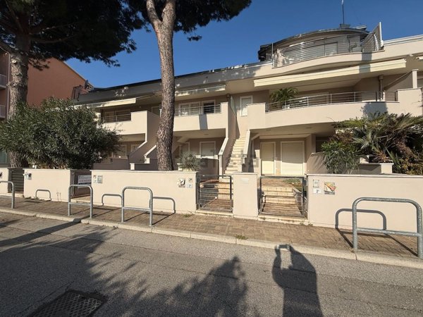 appartamento in vendita a Cervia in zona Pinarella