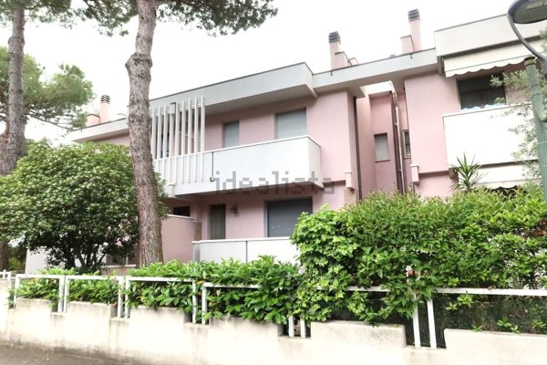 casa indipendente in vendita a Cervia in zona Terme
