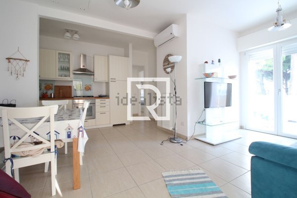 appartamento in vendita a Cervia in zona Pinarella