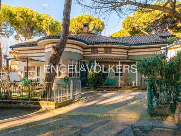 casa indipendente in vendita a Cervia in zona Milano Marittima