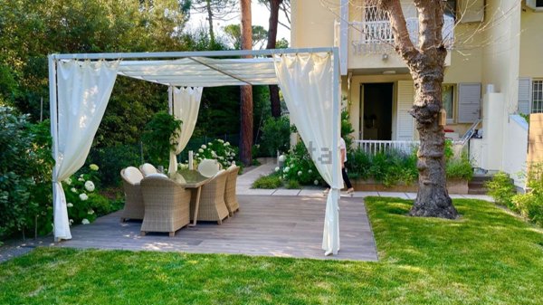 appartamento in vendita a Cervia in zona Milano Marittima