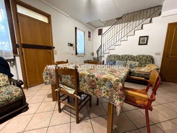 casa indipendente in vendita a Cervia in zona Pinarella