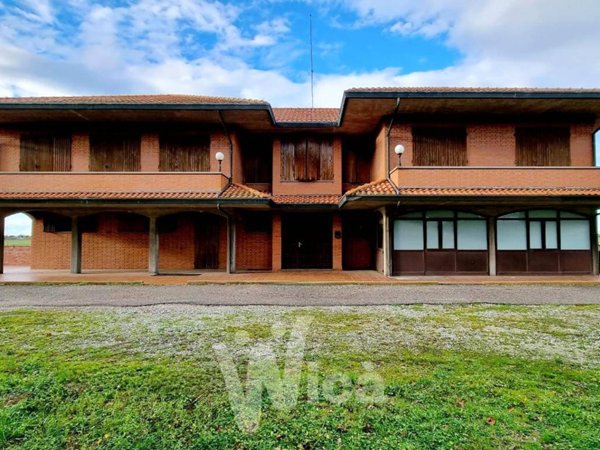 casa indipendente in vendita a Cervia in zona Montaletto
