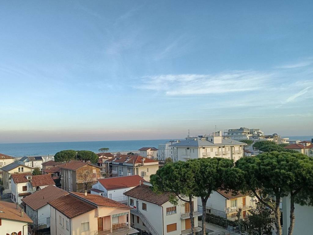 negozio in vendita a Cervia