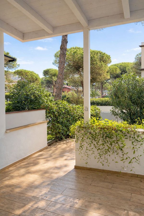 casa indipendente in vendita a Cervia in zona Milano Marittima