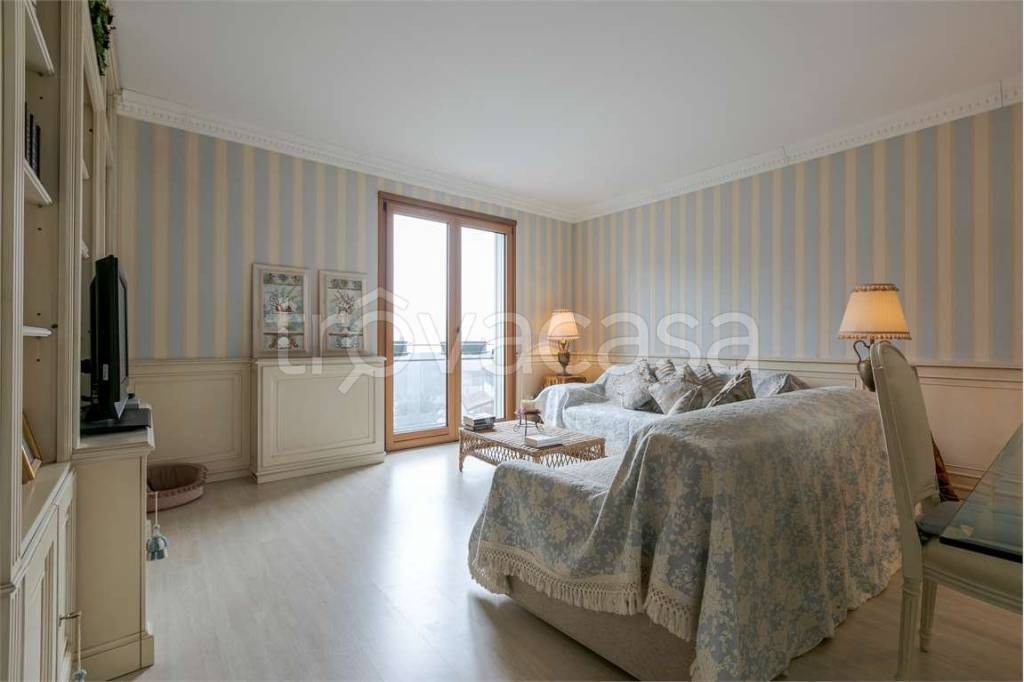 appartamento in vendita a Cervia in zona Milano Marittima