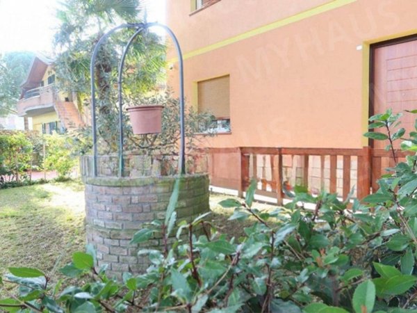 appartamento in vendita a Cervia in zona Pinarella