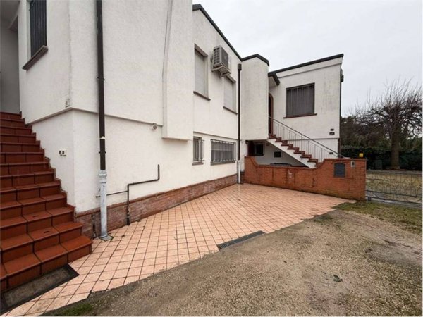 casa indipendente in vendita a Cervia