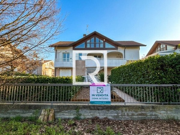 casa indipendente in vendita a Cervia