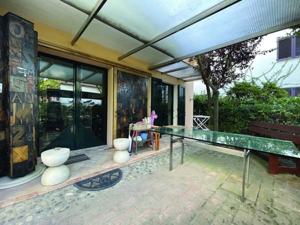 casa indipendente in vendita a Cervia